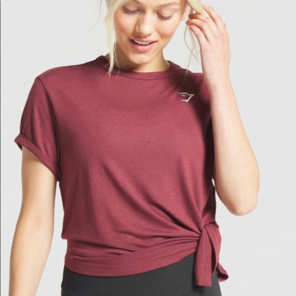 New Med. Gymshark Essential Tee Cherry Brown